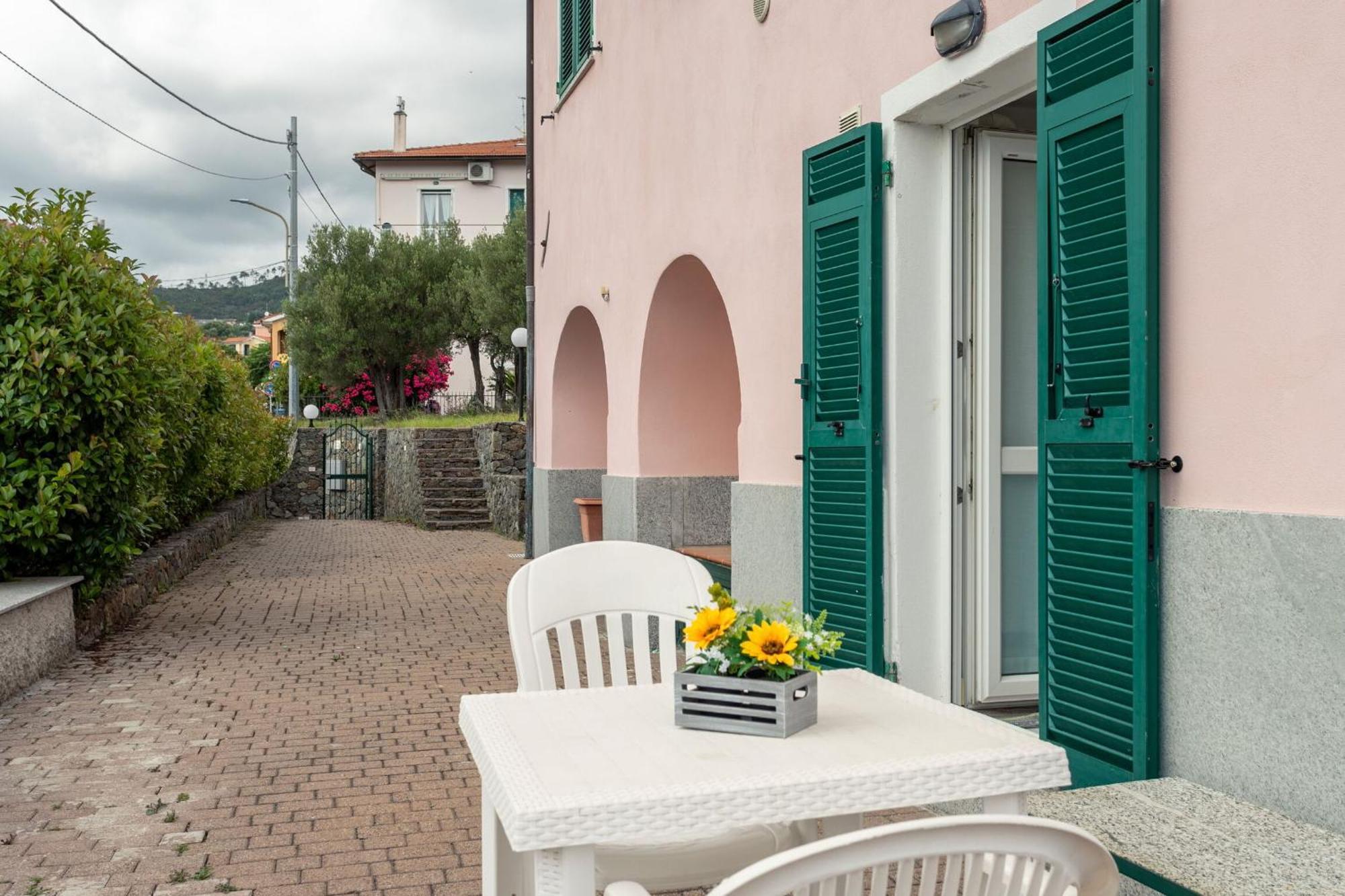 Villa Zafferano Suites Celle Ligure Eksteriør billede